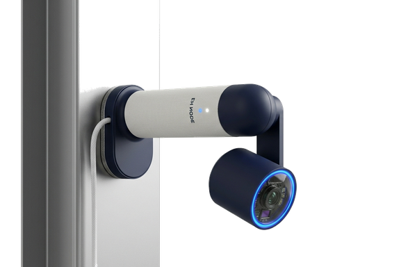 EH Node: dispositivo de cámara con anillo de luz azul, montado en pared